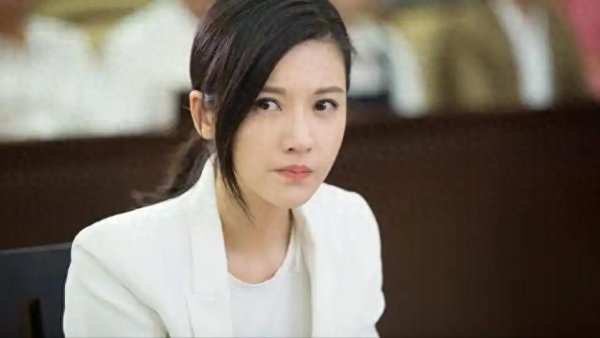 联丰优配 原来他们是夫妻，出道20年零绯闻，老婆比他有名，3岁女儿高颜值