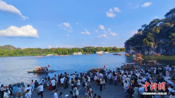 51配资 桂林国庆中秋假期旅游收入破百亿元 夜游等新业态成亮点